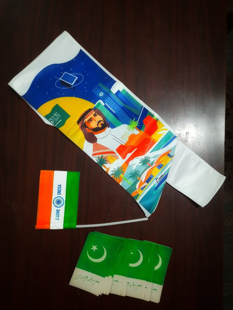 Souvenirs to celebrate National festivals of India, Pakistan and Saudi Arabia