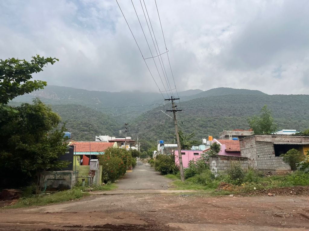 The beautiful hills around Anthiyur village